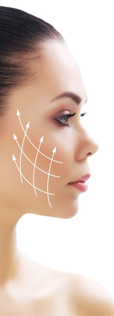 Kobieta po zabiegu medycyny estetycznej - gładka, nawilżona skóra twarzy Bianco Stomatologia Tychy